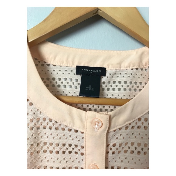 Ann Taylor peach blouse size S - Picture 3 of 3